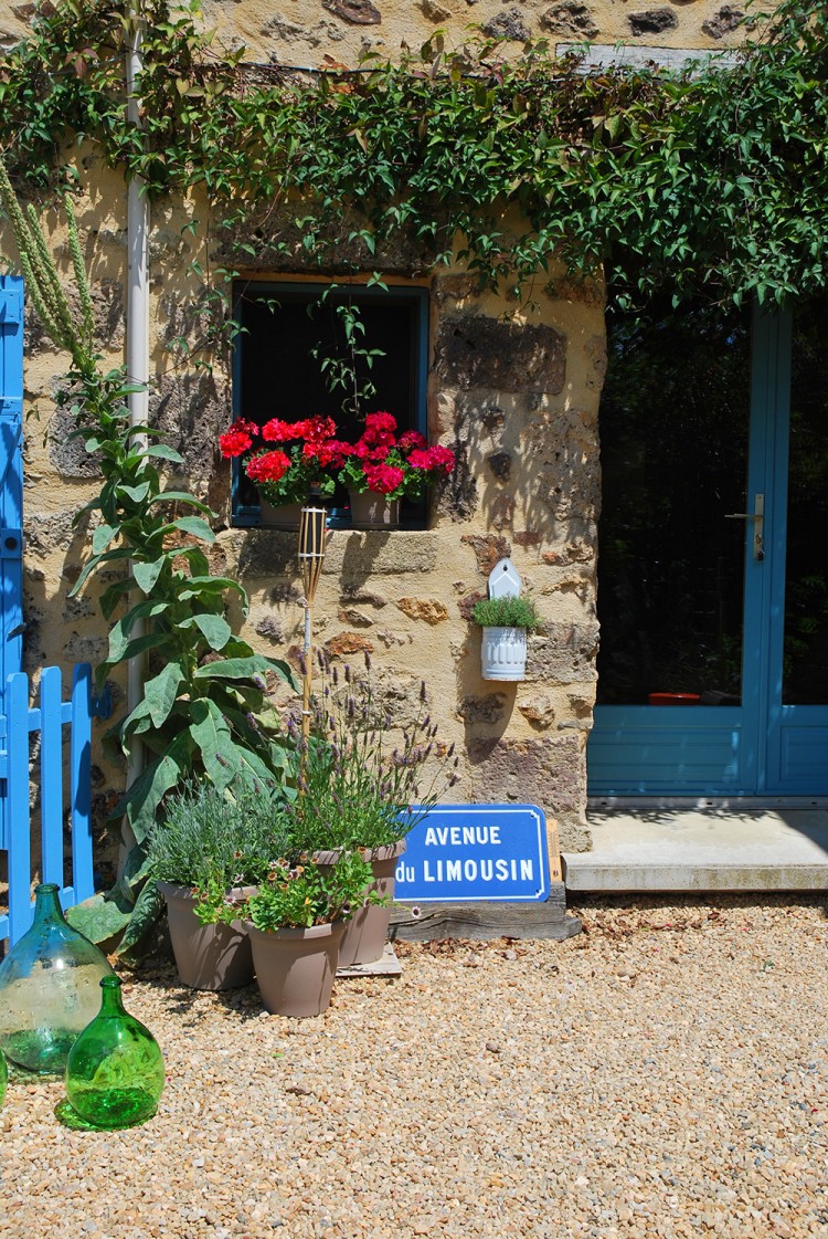 warm sunny welcome awaits you, at holiday Gites Limousin